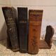 Book support to pose extendable and foldable in wood of the islands carved 1980s