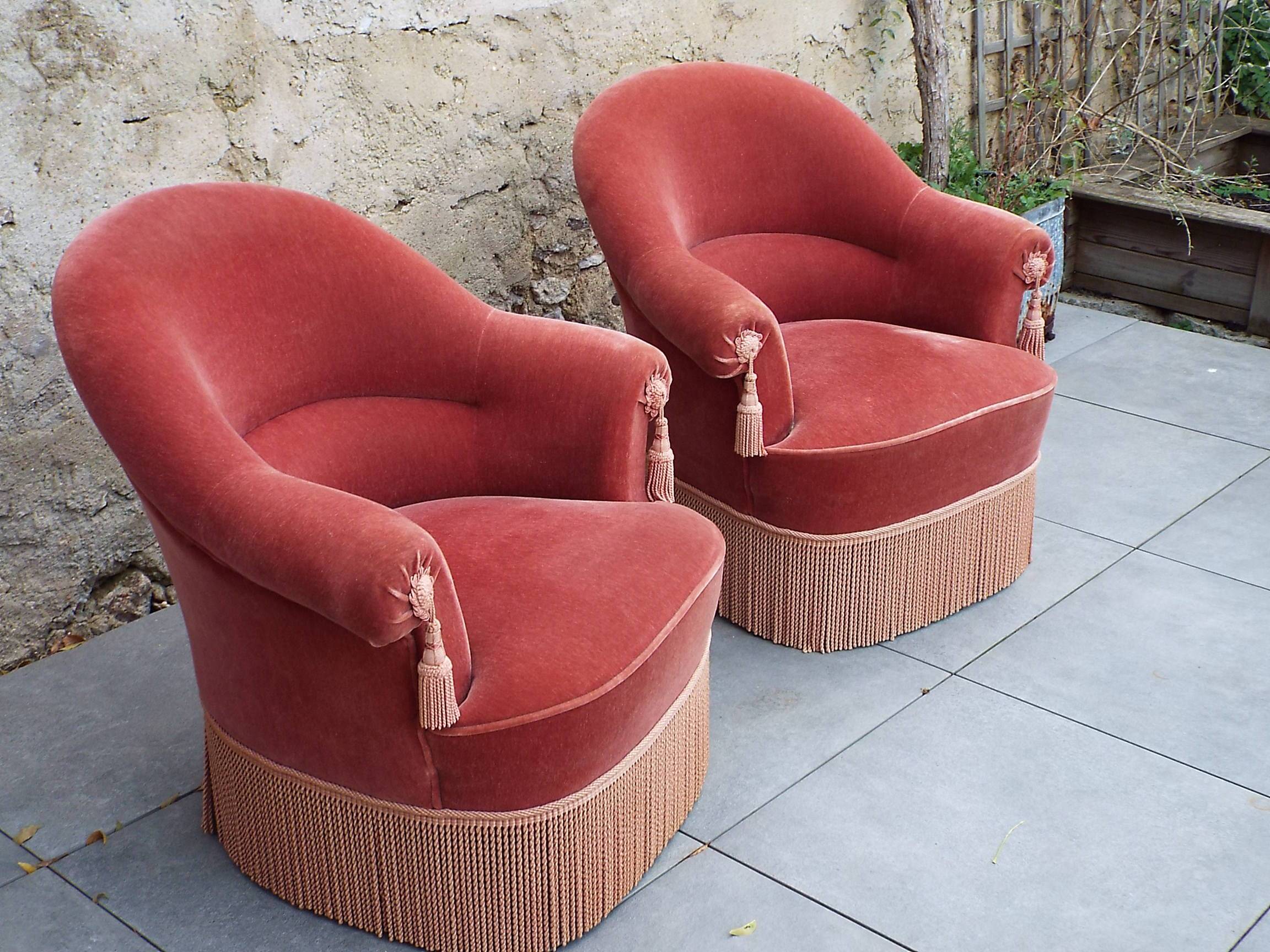 Paire de fauteuils crapaud velours