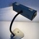 Lampe de bureau en métal laqué écru et doré, 1950