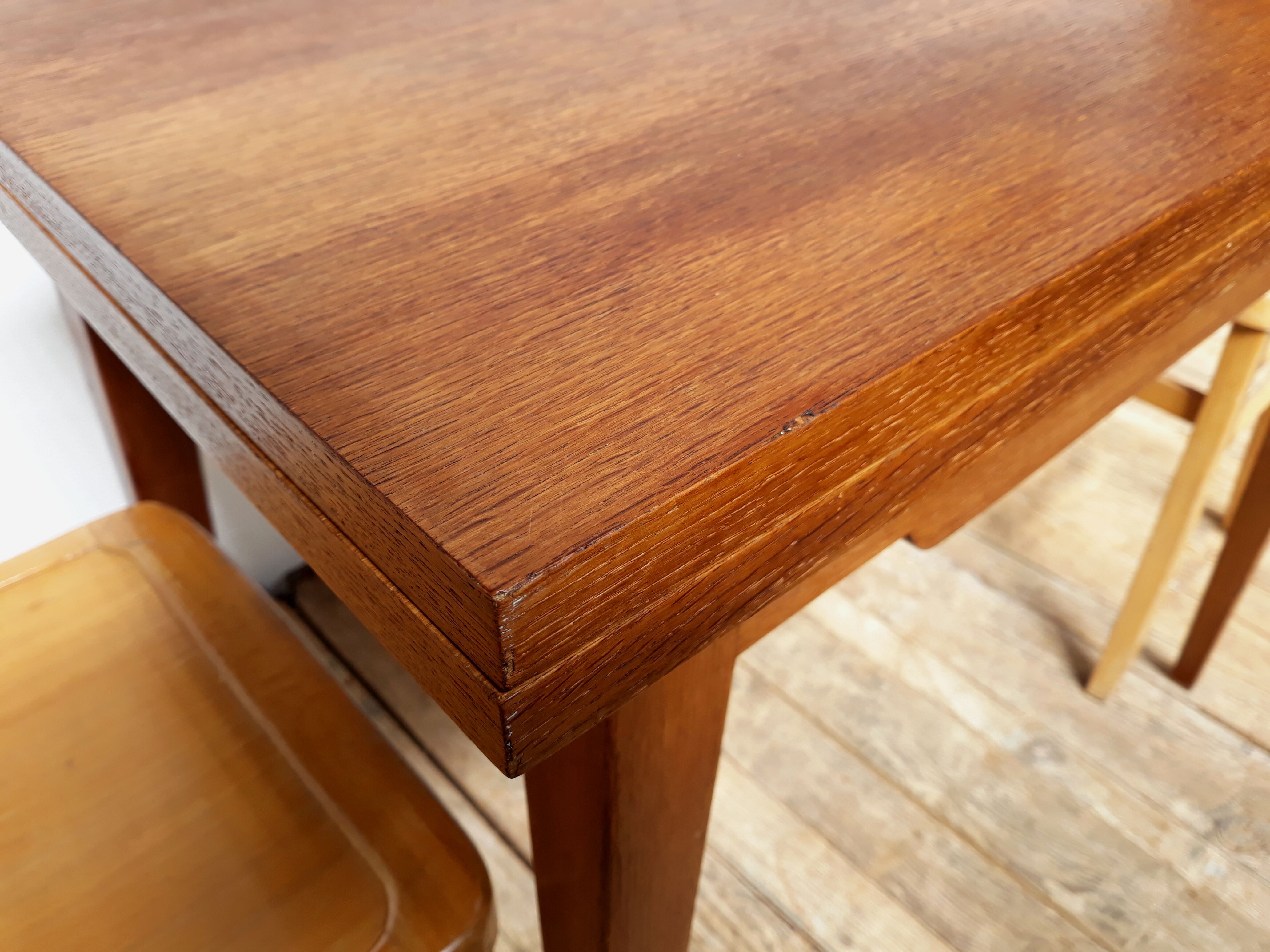 Table portefeuille vintage