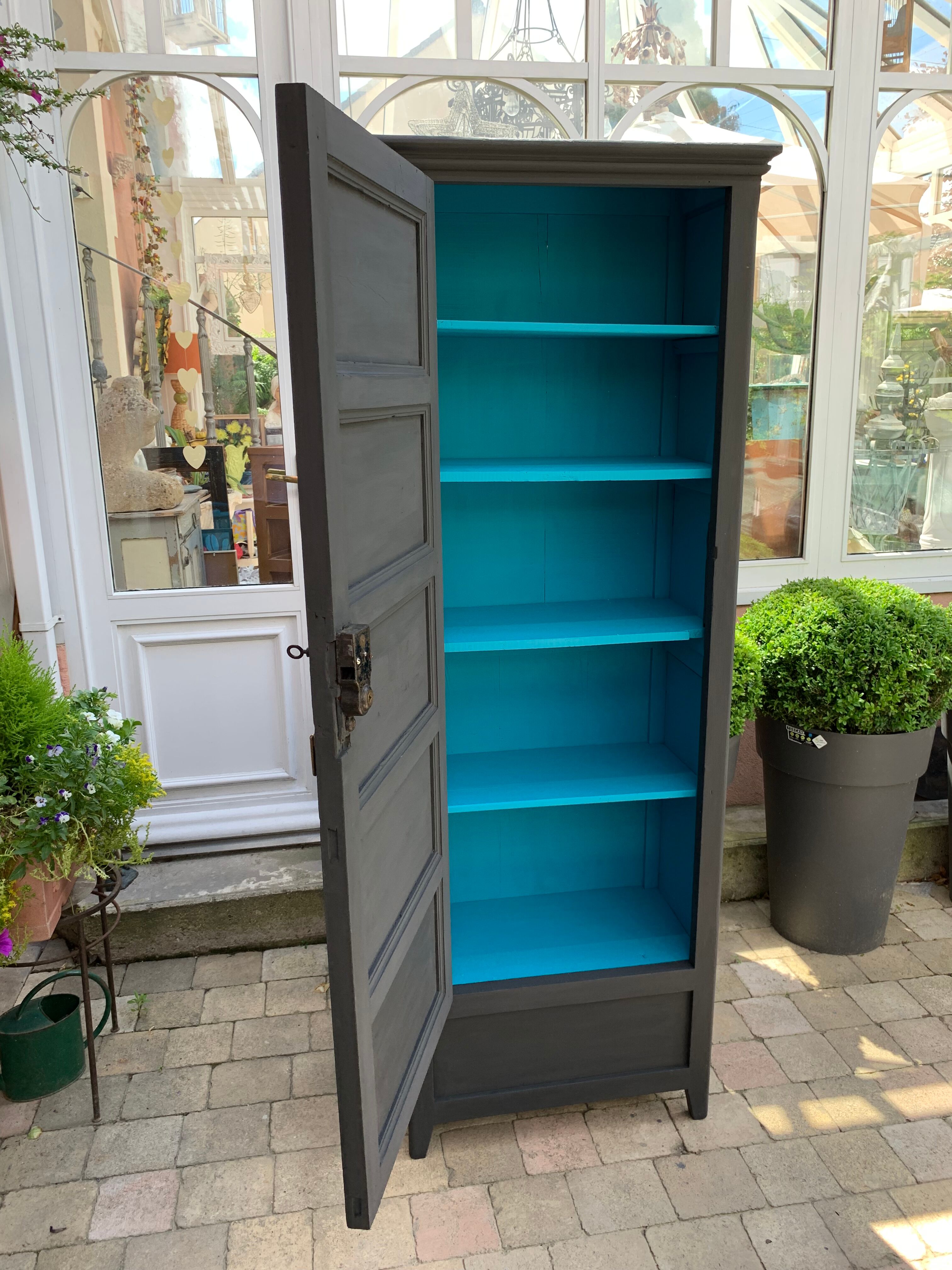 Parisian wardrobe cap 30 's