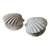 Duo of N shell-shaped towel holders in glazed ceramic