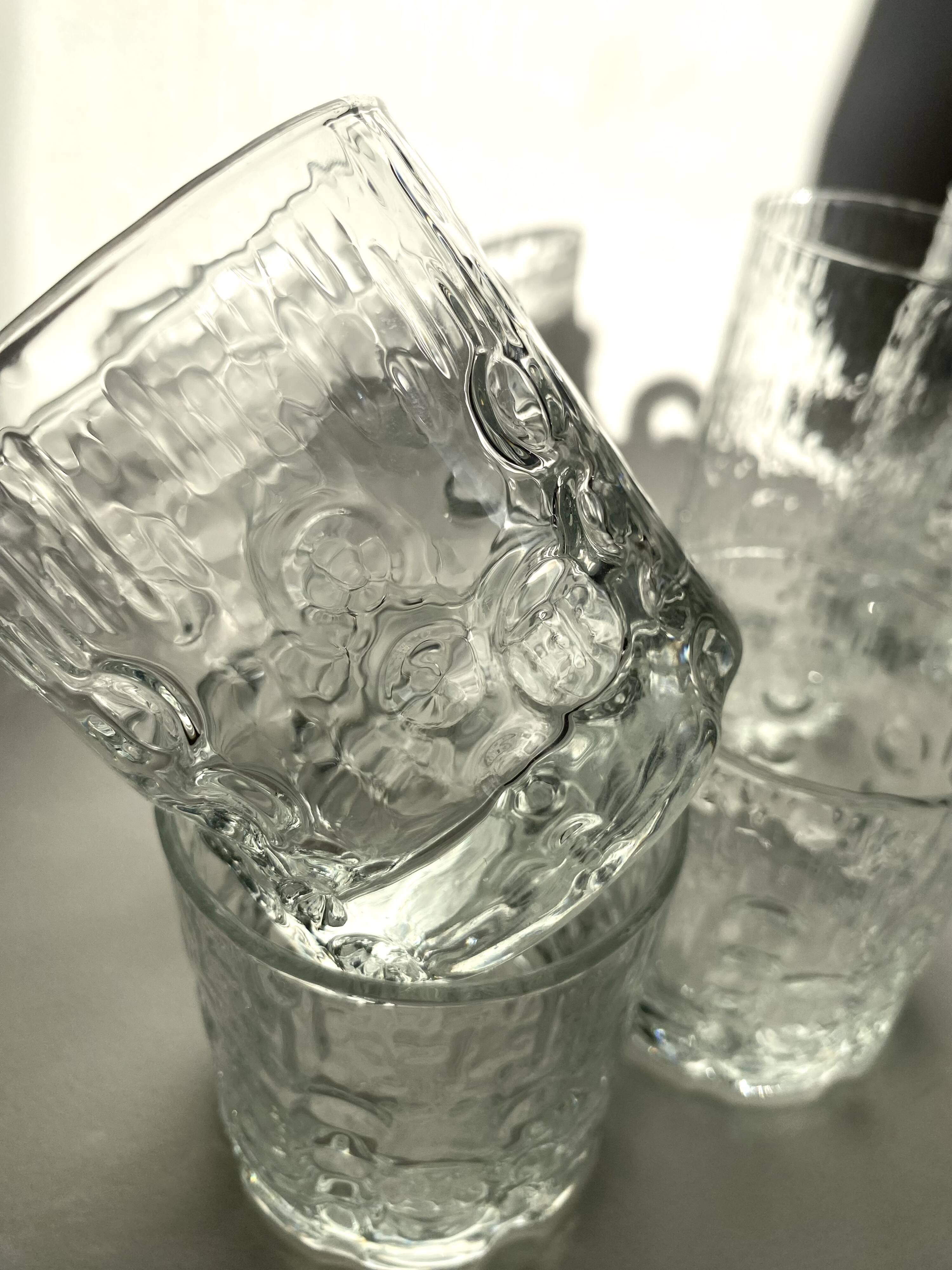 Set verres reliefs BP années 70