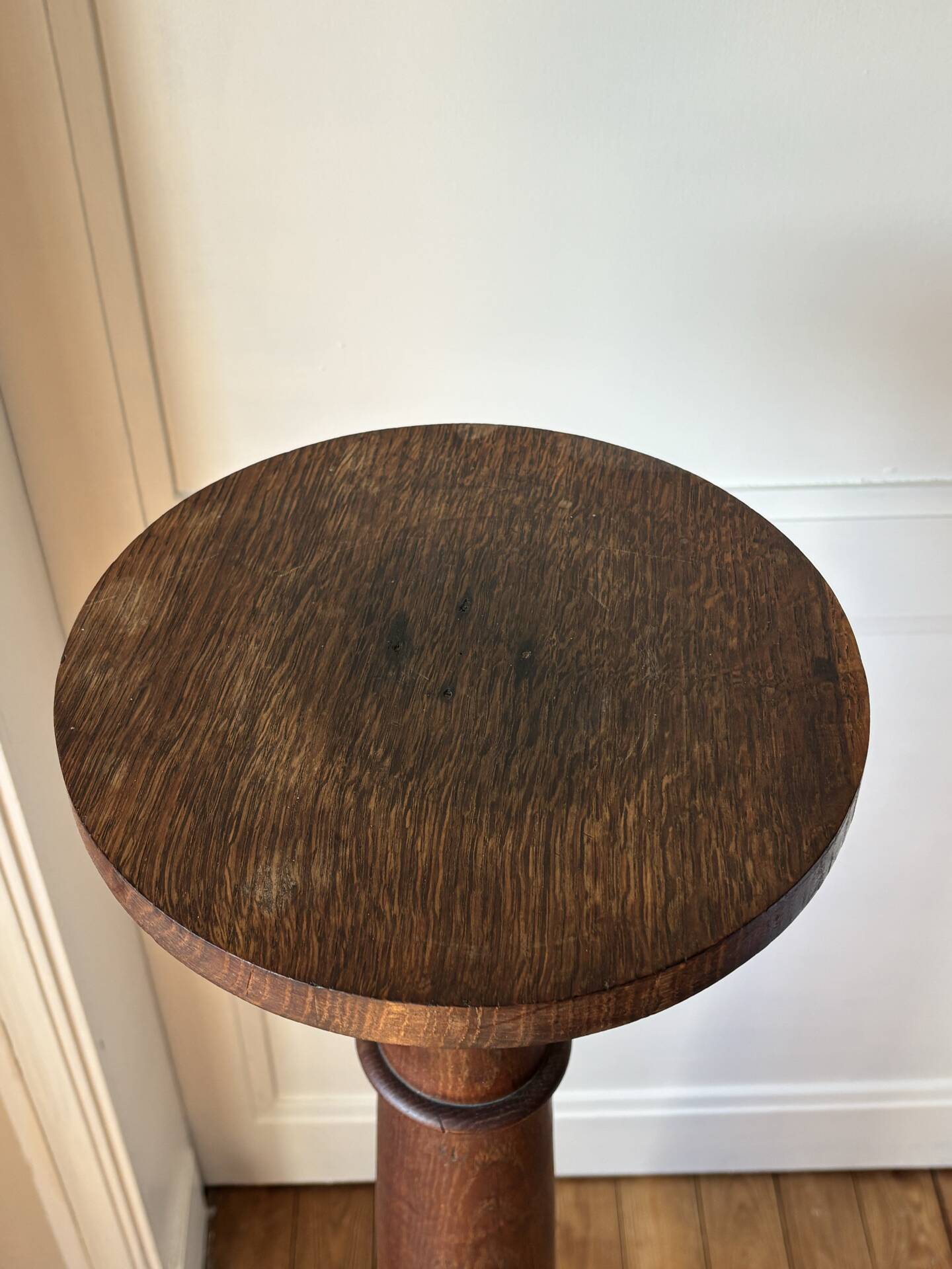 Colonne en bois
