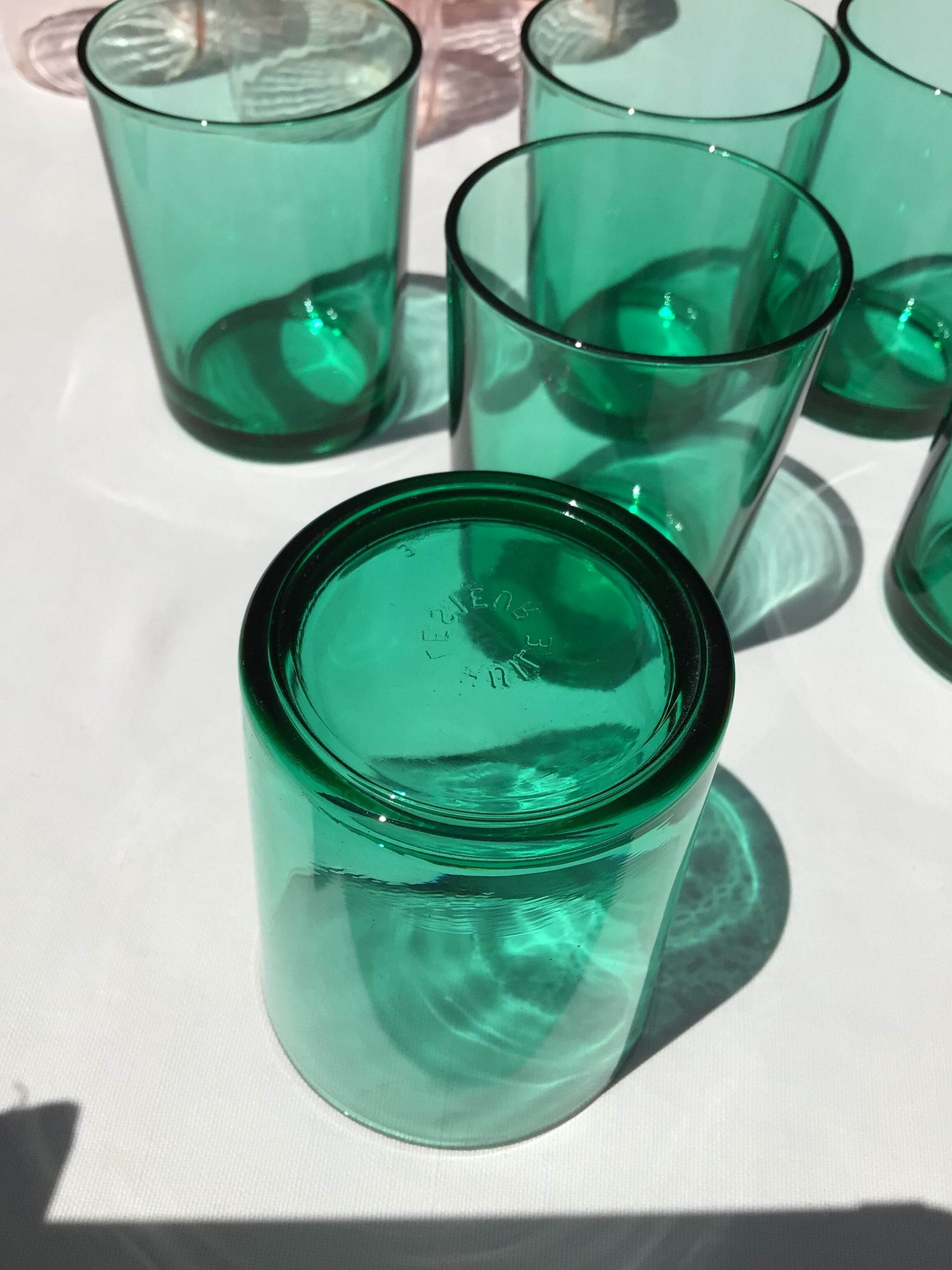 6 Verres à eau droits en verre vert hauteur 8cm