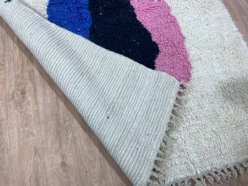 Traditional handmade Beni Ouraine rug size 200 x 300 cm