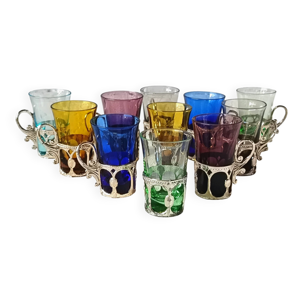 11 verres à liqueur anciens en cristal multicolores vintage