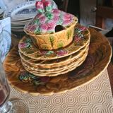 Dessert service in earthenware