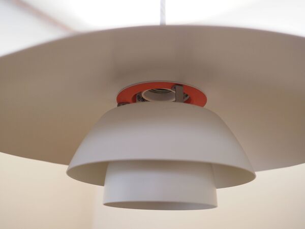 Lampe à suspension, design danois, années 1960, designer : Poul Henningsen, fabricant : Louis Poulsen