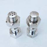 Salt shaker pepper mill silver metal bolt. vintage