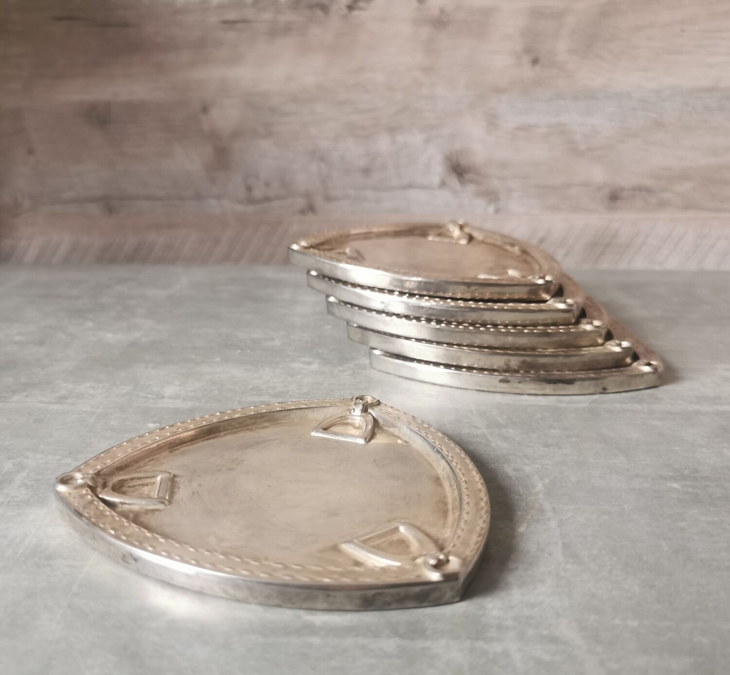 Horse-drawn coasters