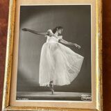 Framed photograph - gold frame - Ballerina, 1950s - Photo A. Bellon, Marseille