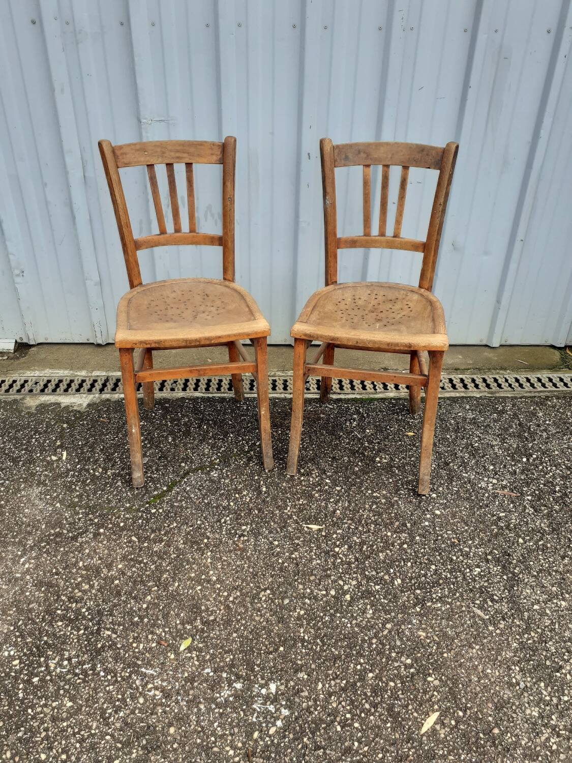 “Luterma” bistro chairs