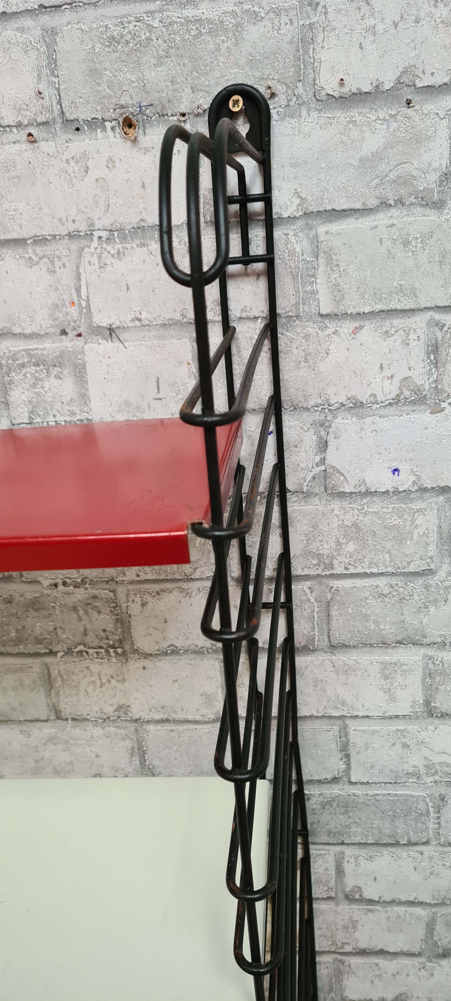 Wall shelf tomado style 1950