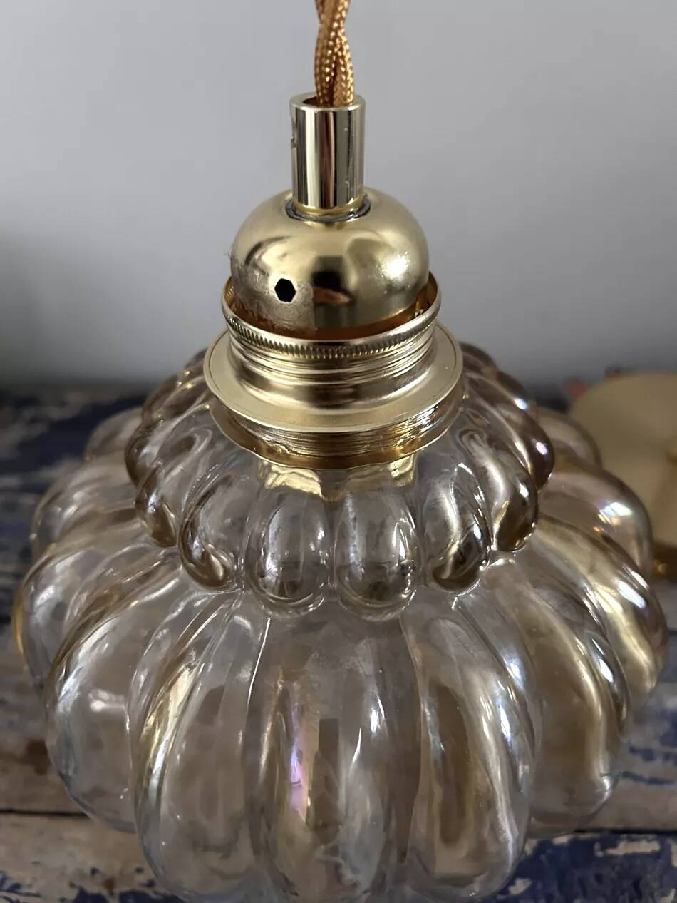 Amber glass pendant light