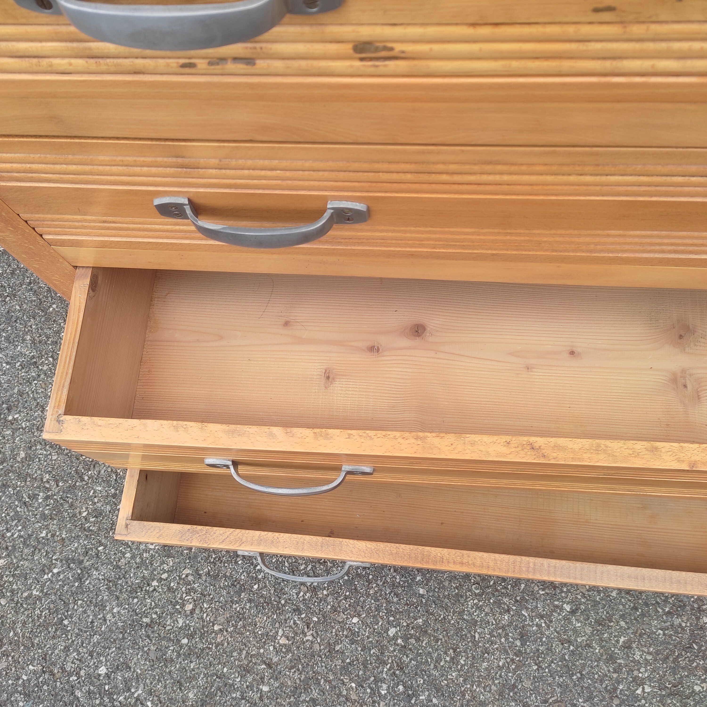 Vintage chest of drawers