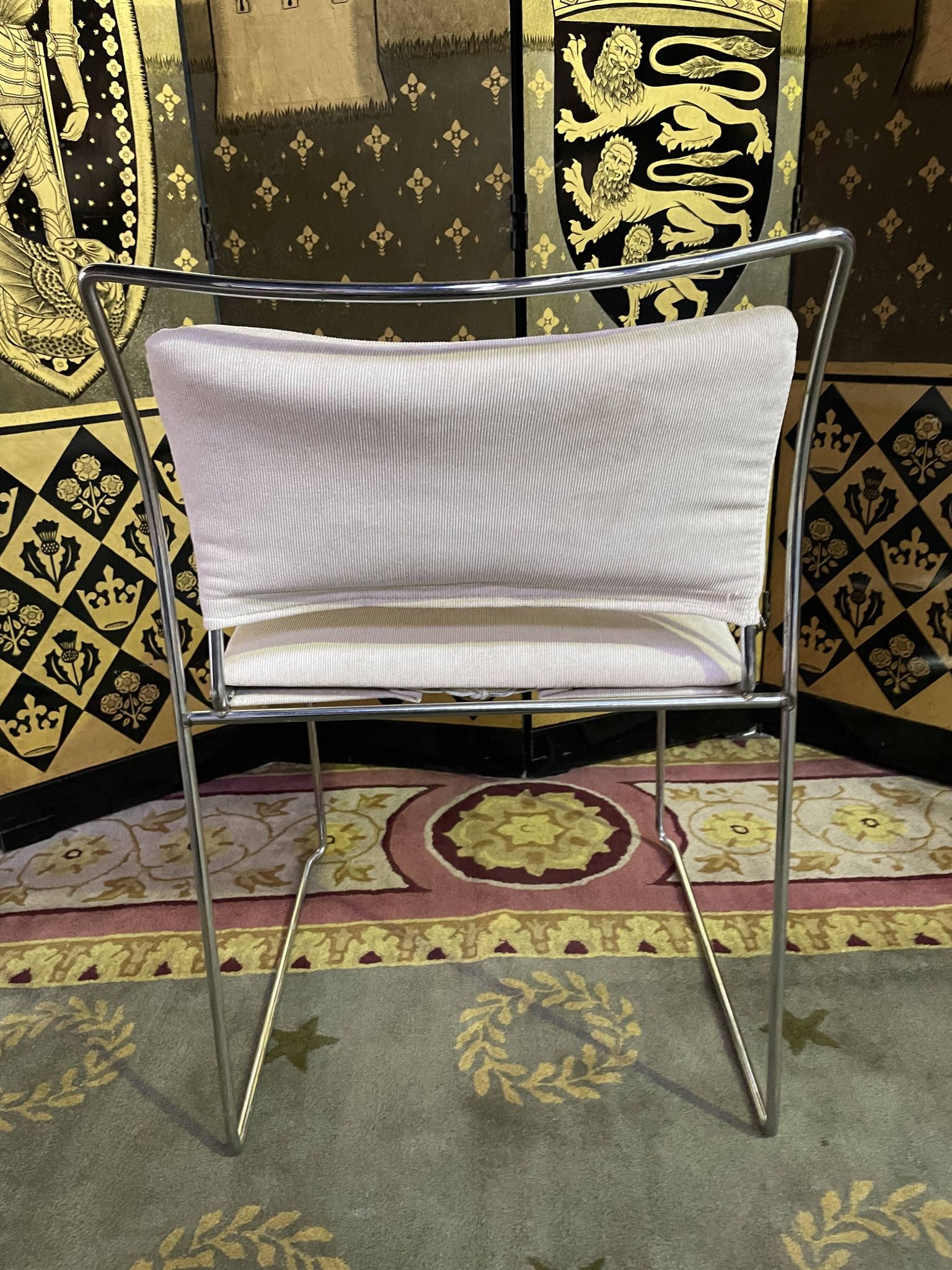 8 1970 chairs in chromed metal "made an Italy" restored