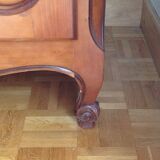 Armoire en merisier massif avec étagère, penderie et miroir intérieur