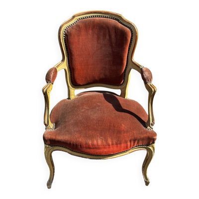 Fauteuil cabriolet  Louis XV, bois patiné et velours ancien