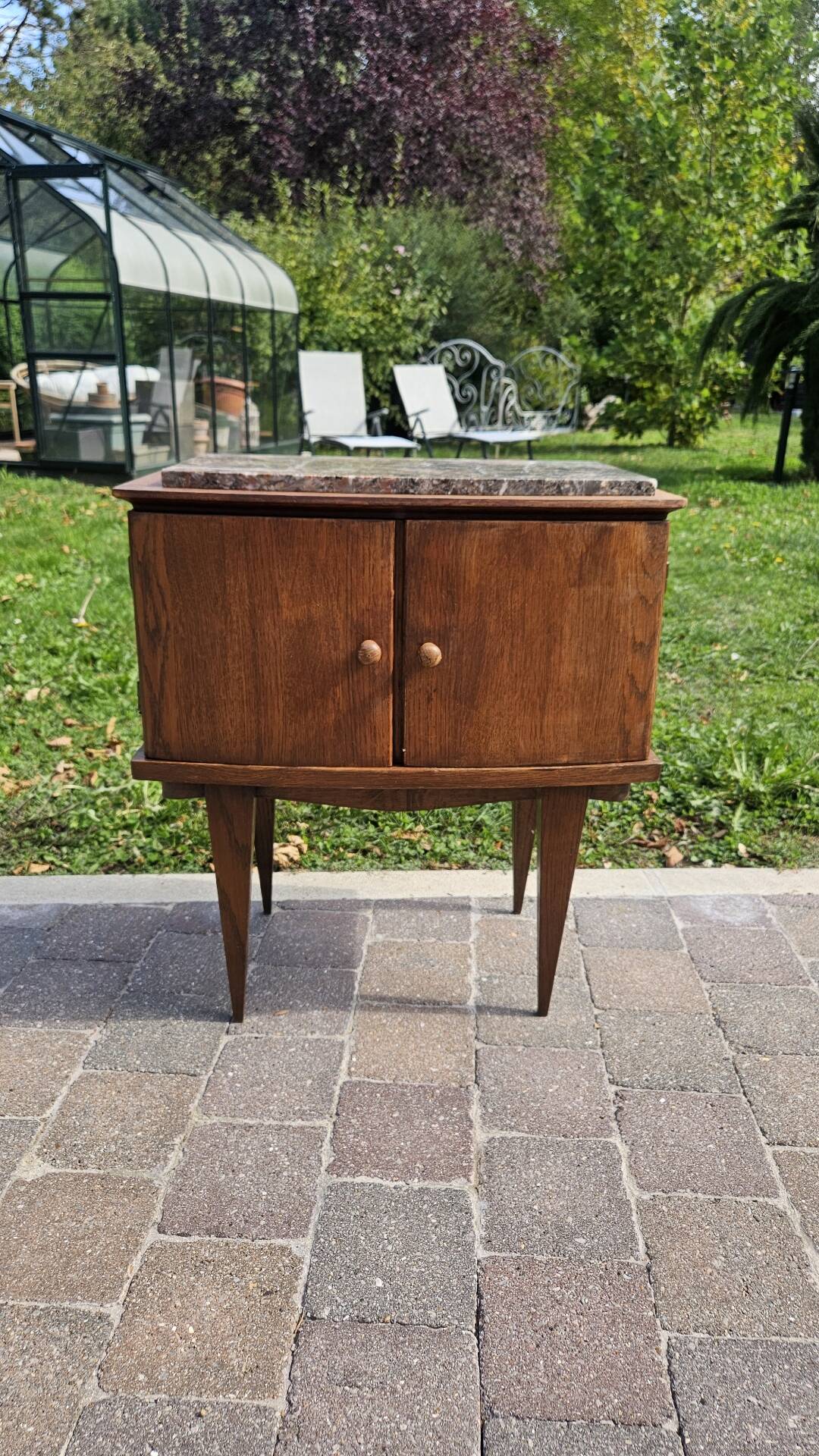 Table de chevet