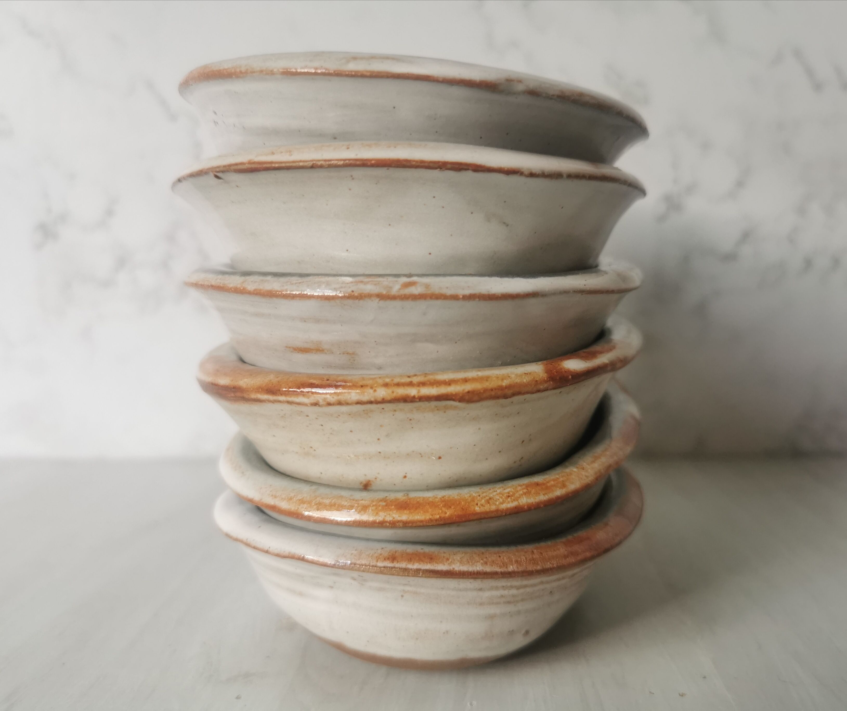 Glazed sandstone avocado cups ponce sur loir