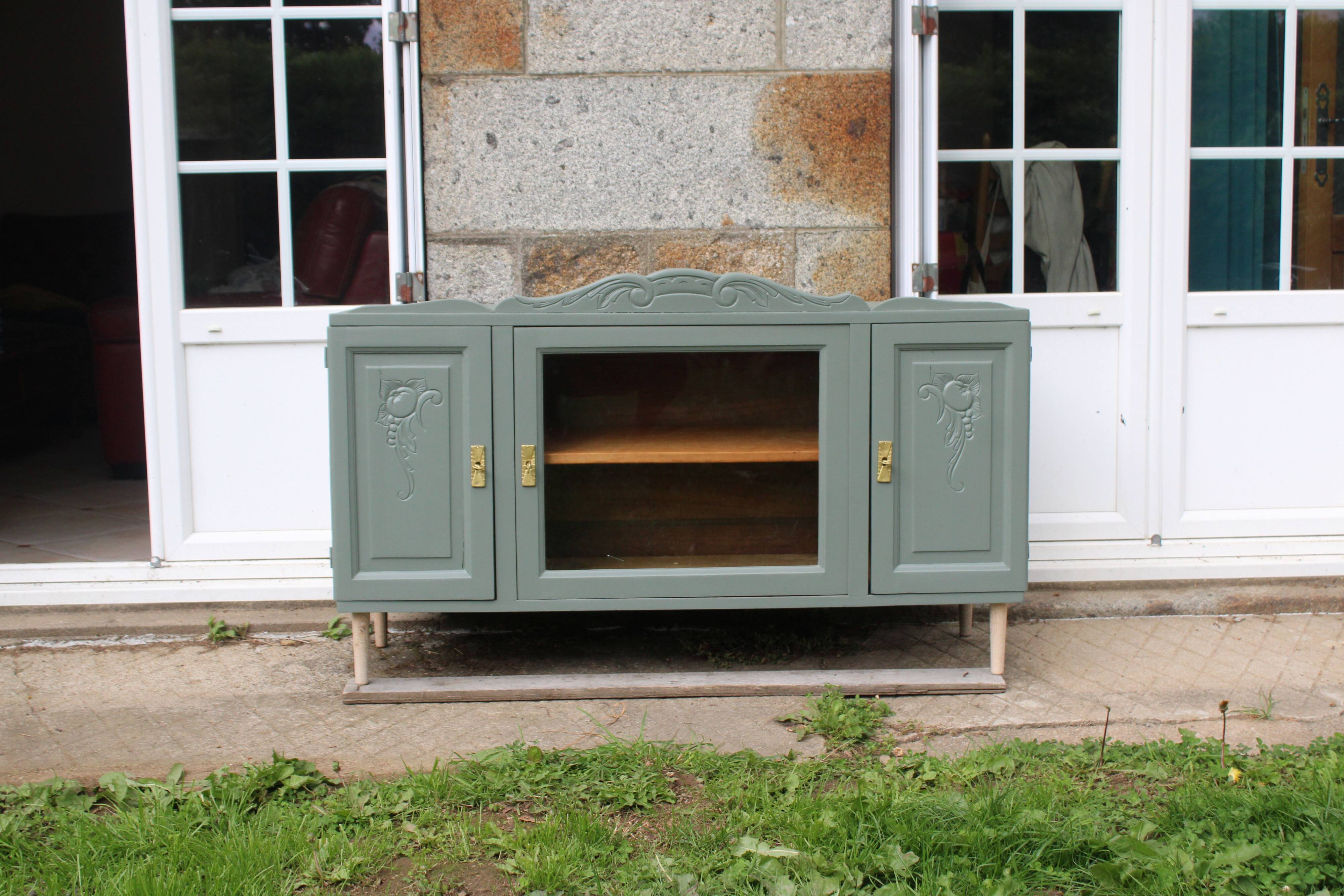 Renovated vintage sideboard with khaki paint – Haussmann chic & bohemian style