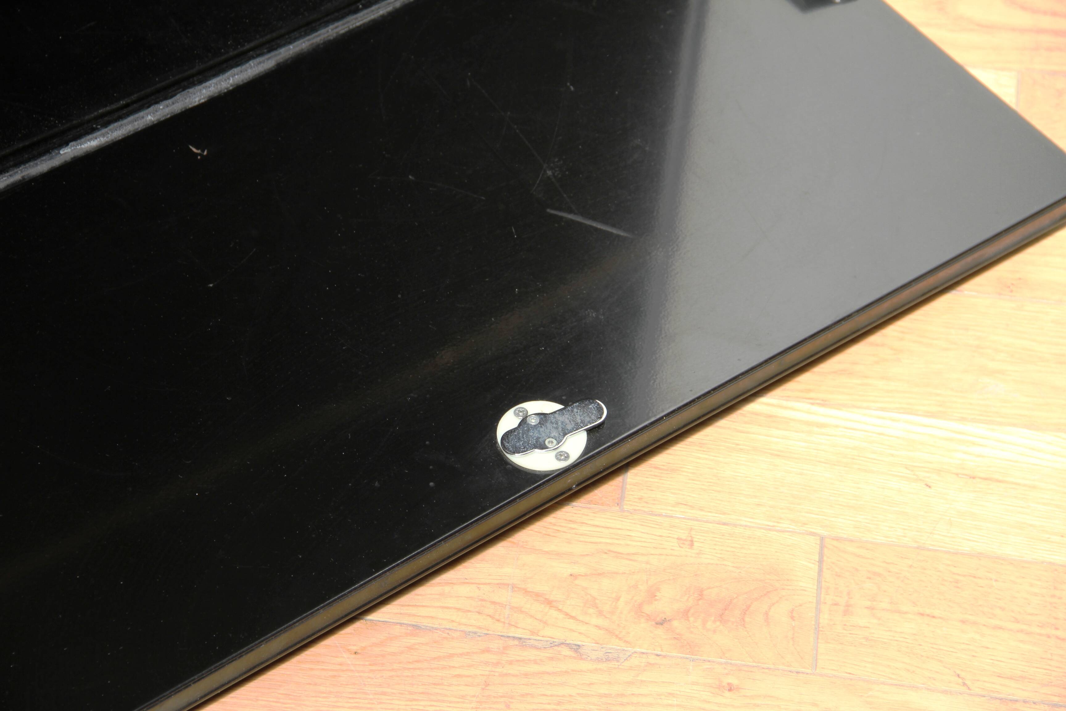 USM Haller storage unit