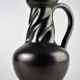 Echlinger pitcher