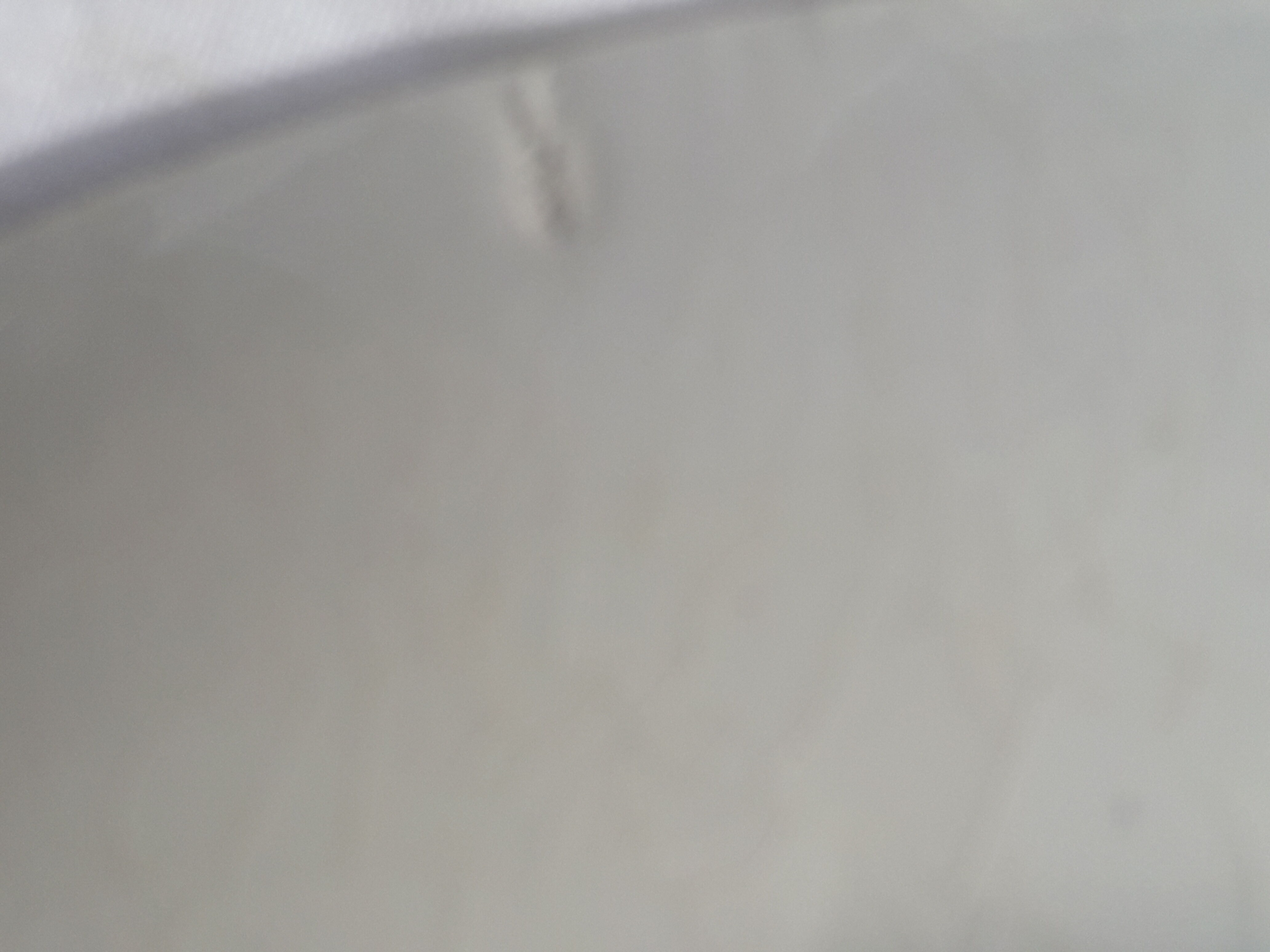 Gien model Amilly earthenware plate diam 22.5 cm