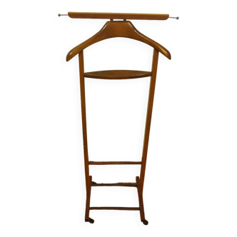 Valet door