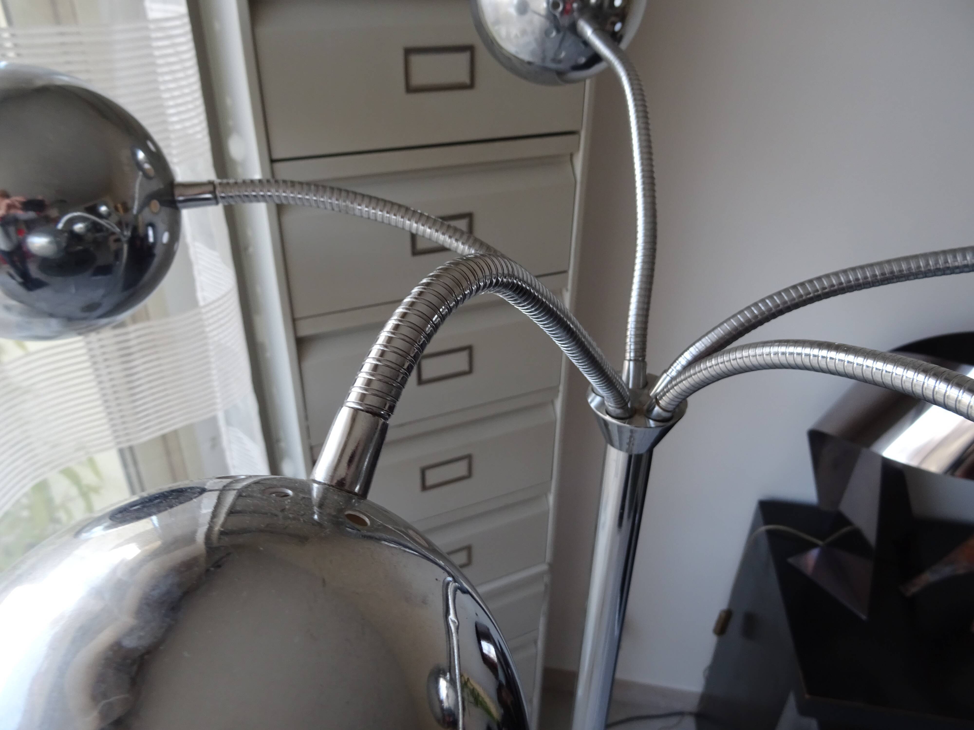 Lampadaire 5 boules orientables métal chromé vintage