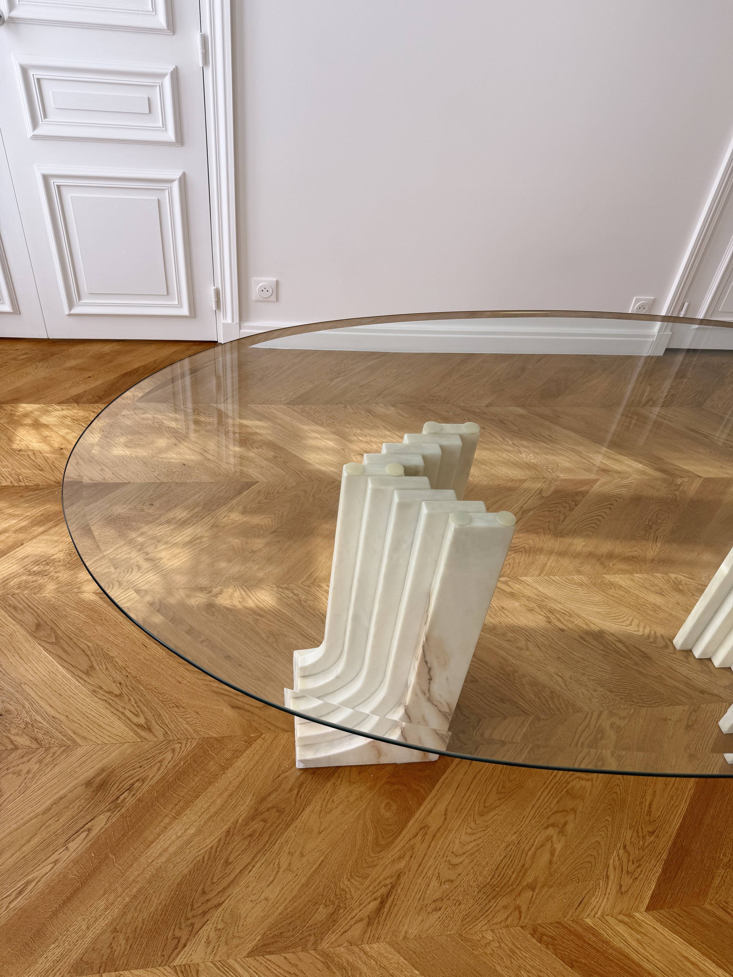 White marble dining table, Samo by Carlo Scarpa, Italy, 1970s