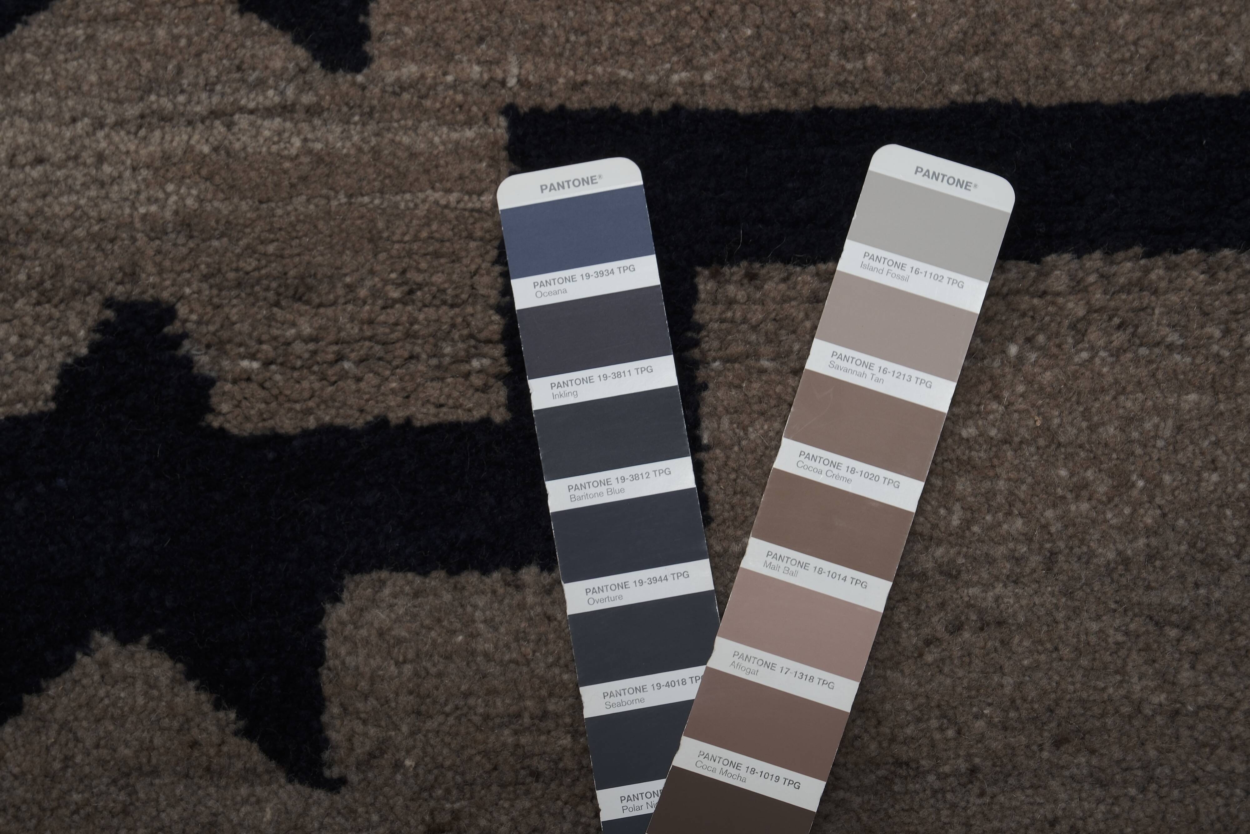 Vintage Turkish Oushak Rug Handwoven 86x211 cm