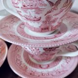 Set of 5 tea cups in English earthenware