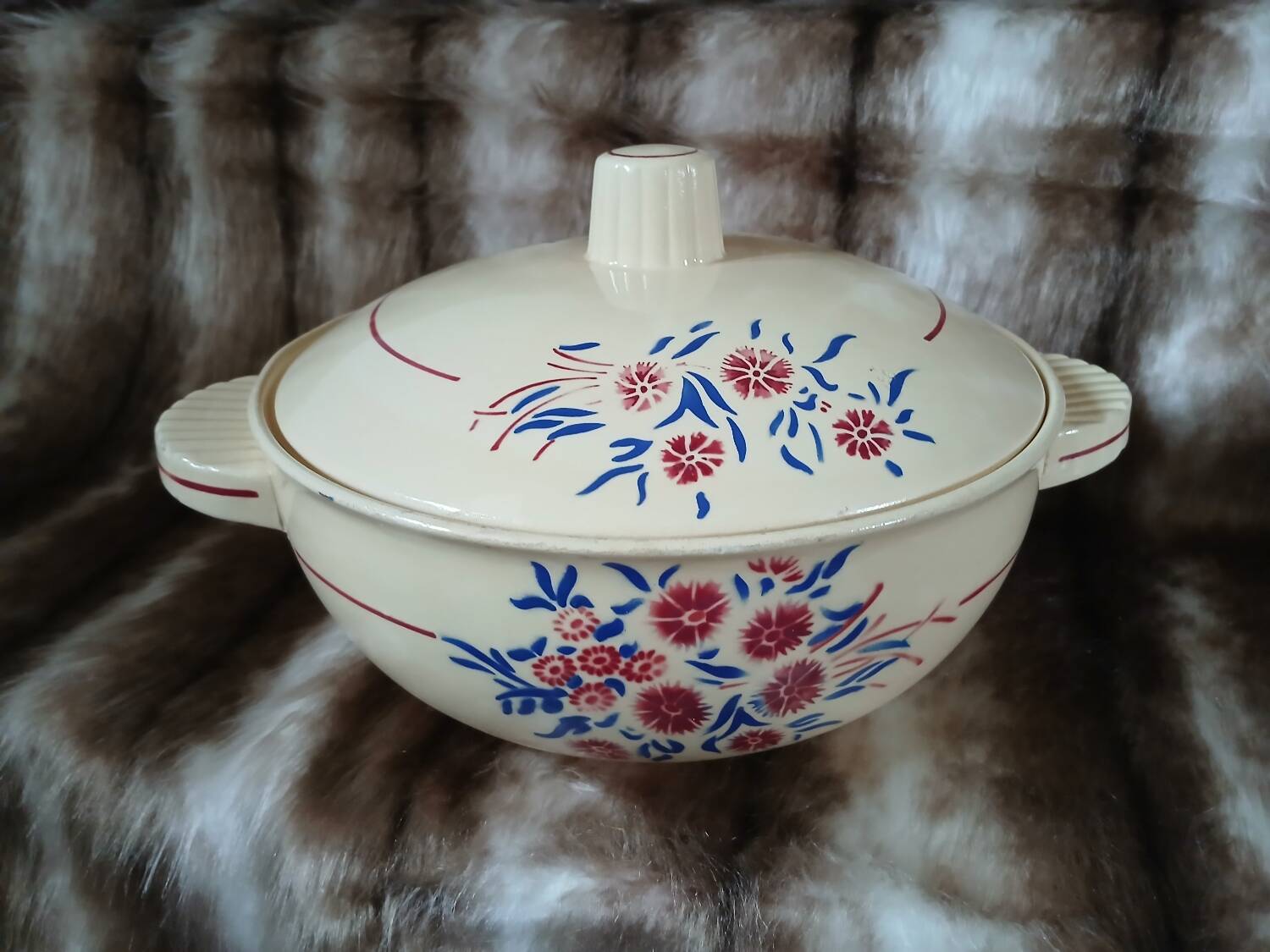 Antique soup tureen "Francine" from Badonviller