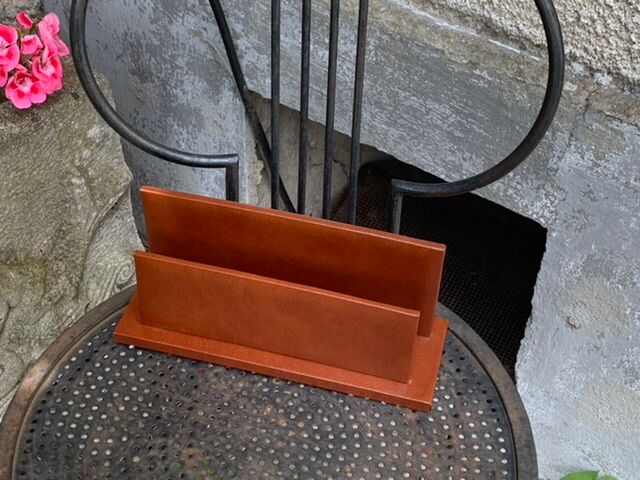 Vintage Laurige tawny leather mail carrier