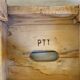 Tabouret ancien d'atelier PTT
