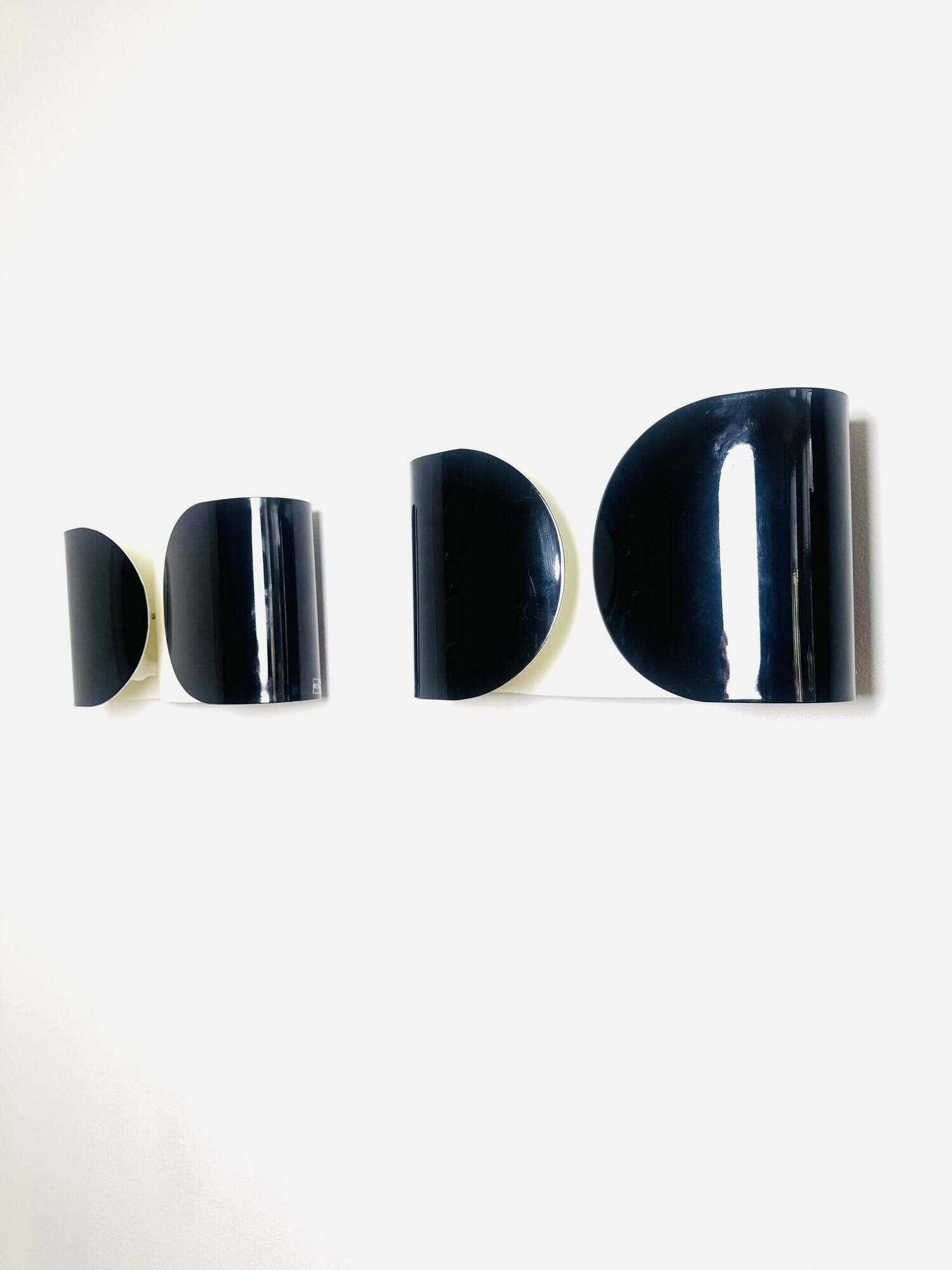 Foglio Wall Lamps In Black And White By Tobia Scarpa For Flos, Italy 1980S