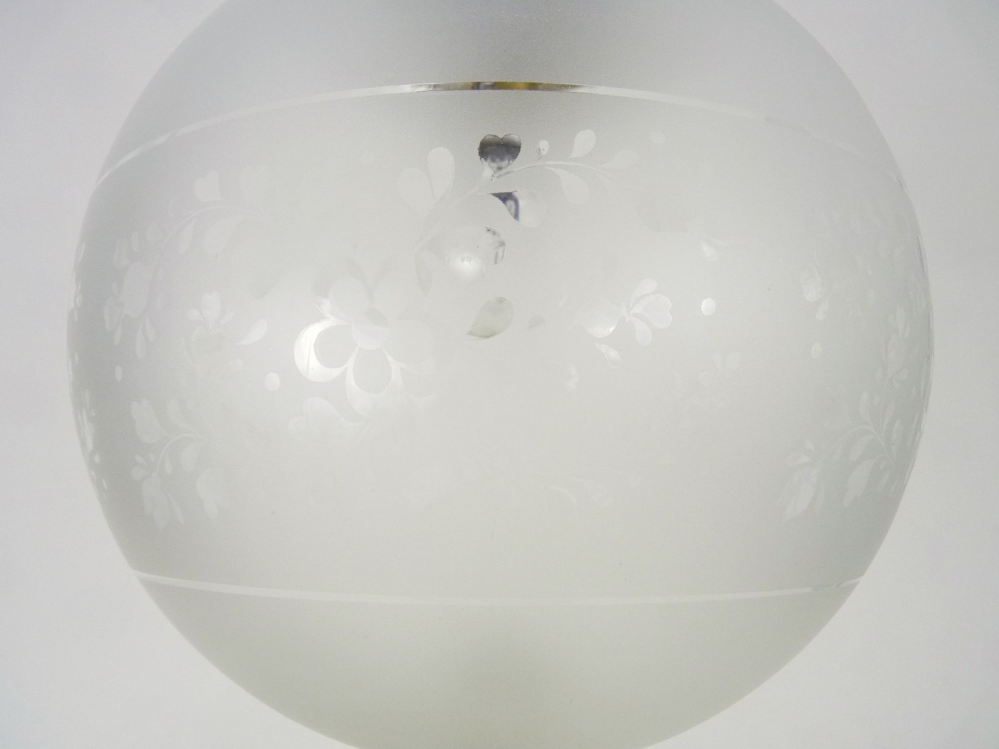 Brass chandelier and engraved glass globe, Louis XV style, 50/60