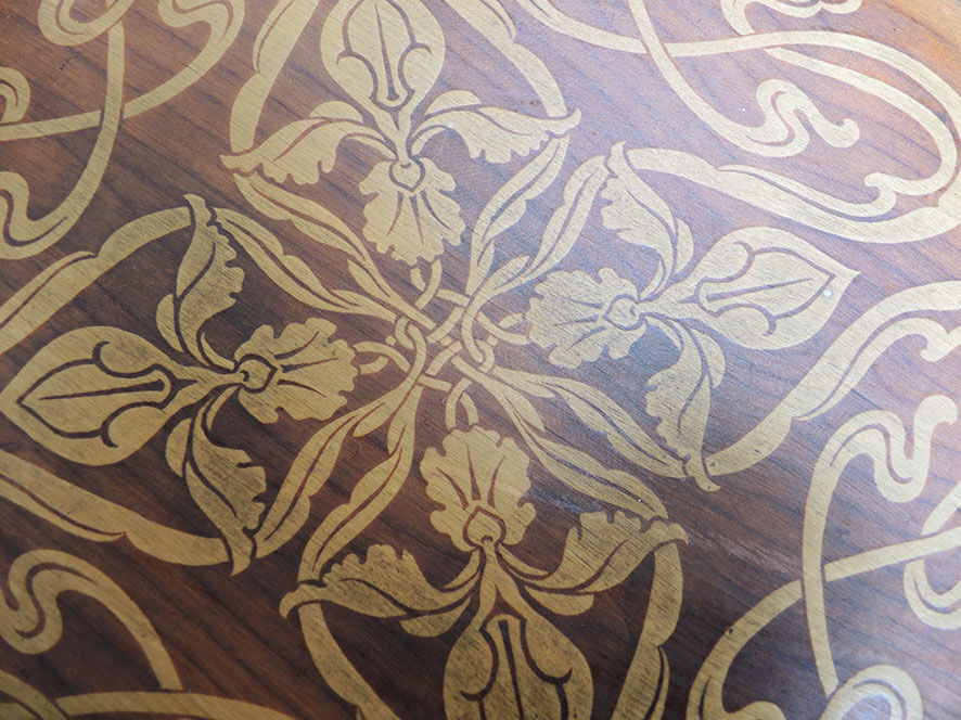 4 old fischel bentwood chairs and pyrograved pattern