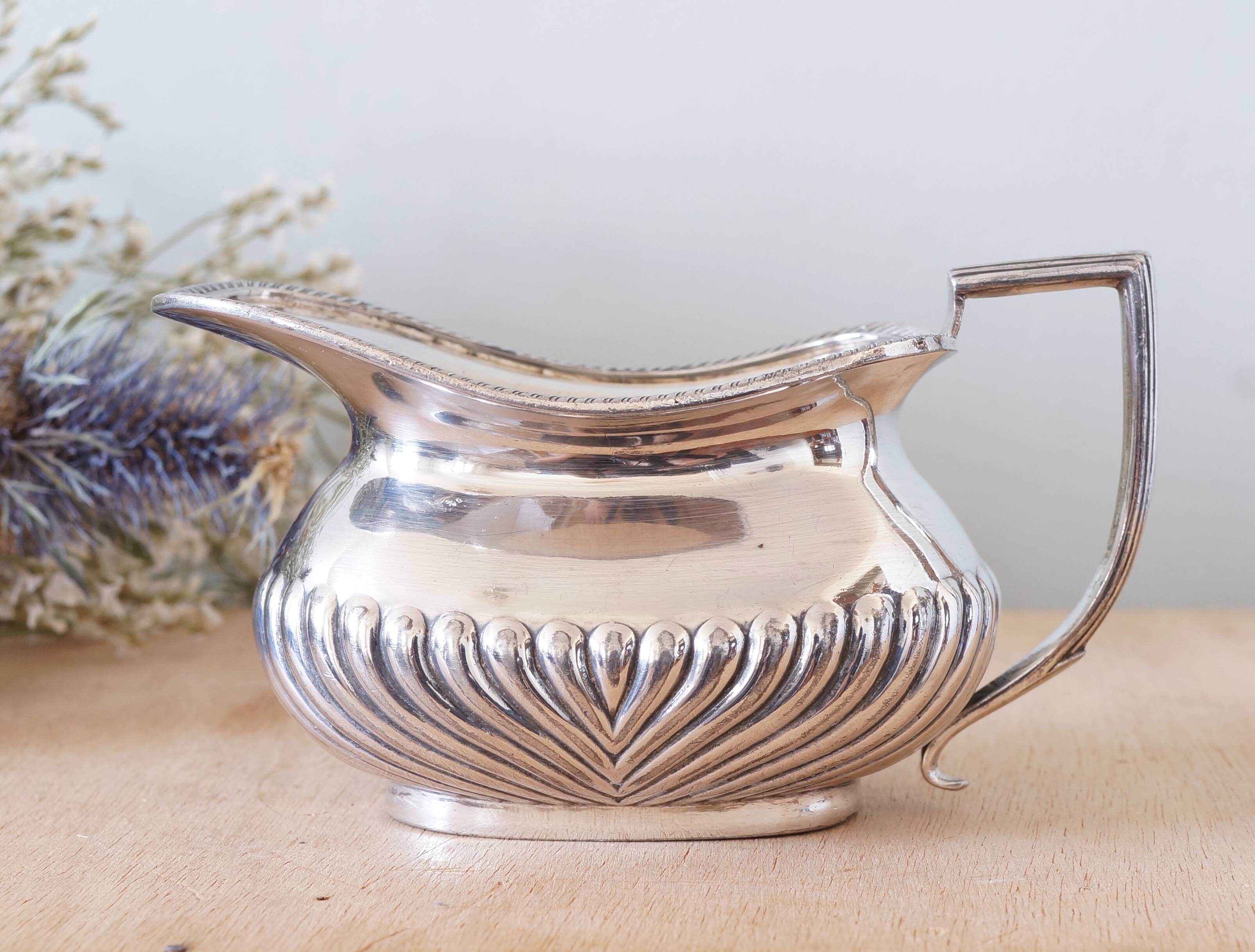 Reid & Sons silver-plated metal sauce