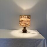 Lampe en bois, abat-jour en laine