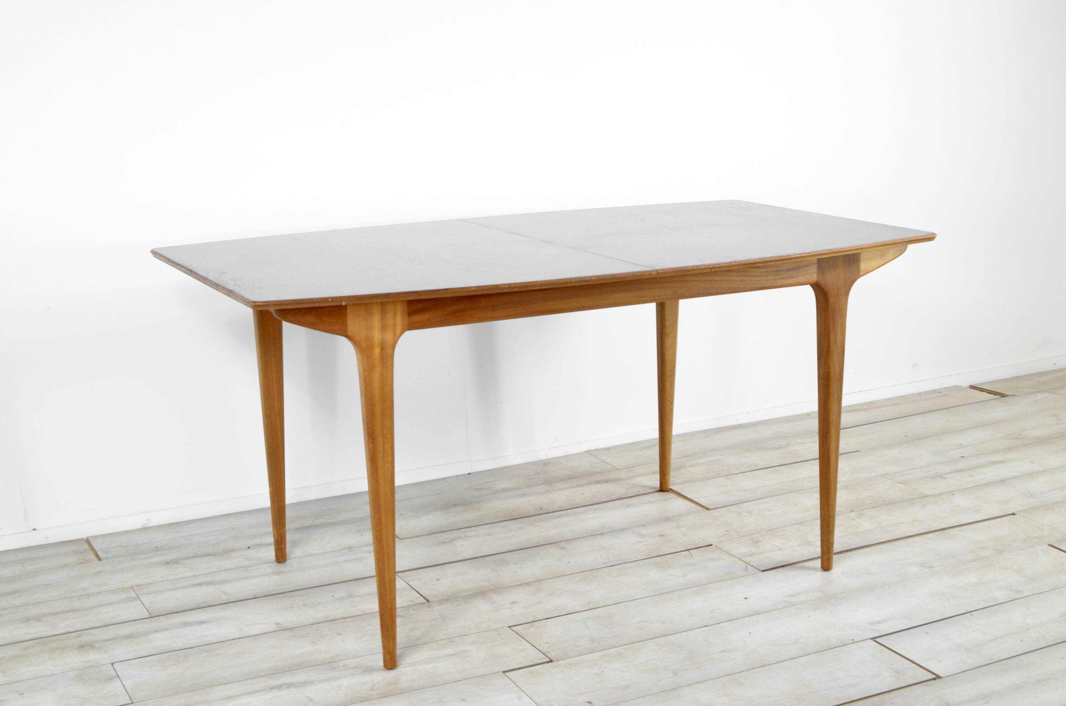 Mid-century McIntosh extending table in stunning teak. Modern / retro / Danish style