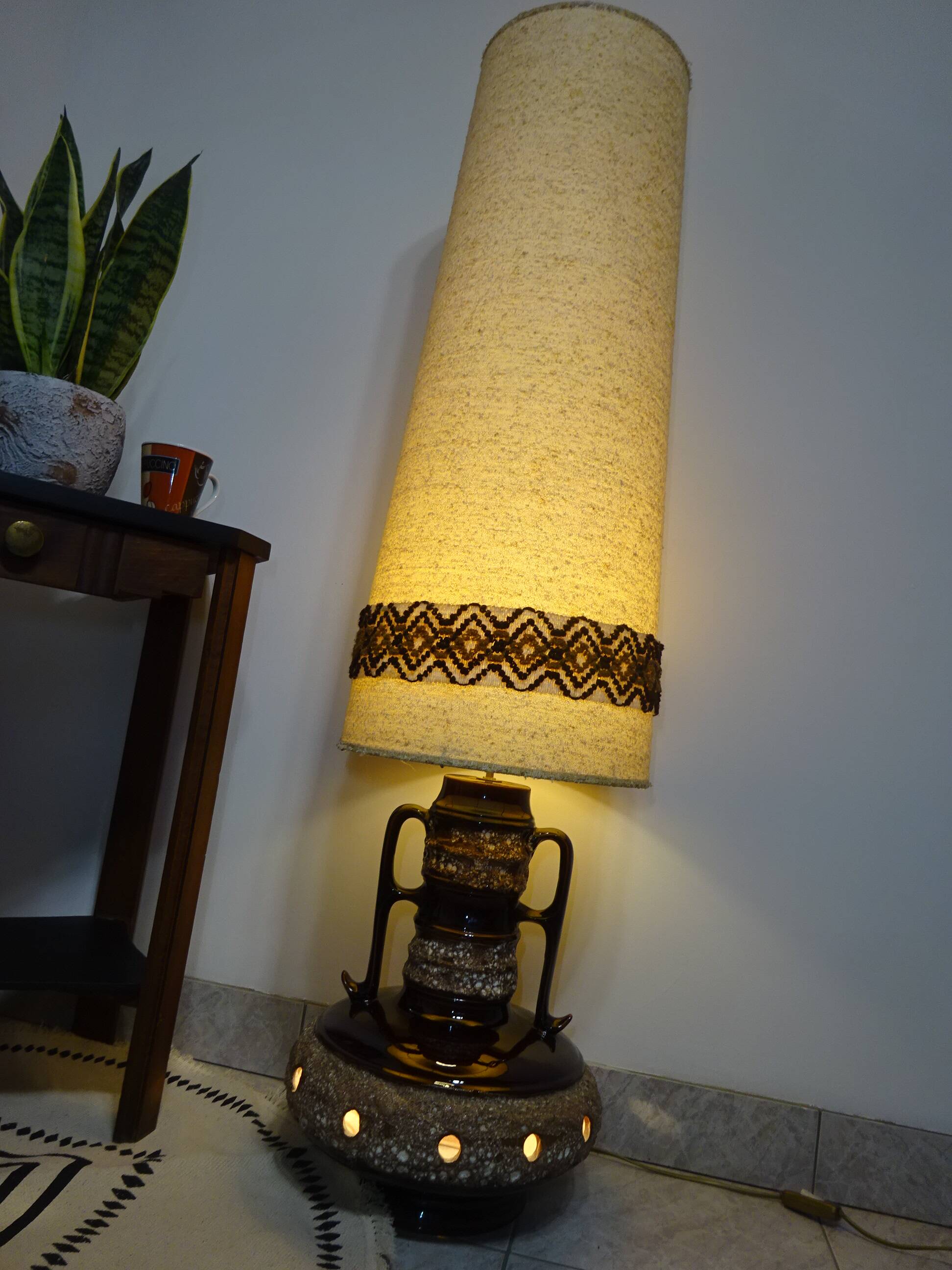 Large vintage lamp, 132 cm in height.