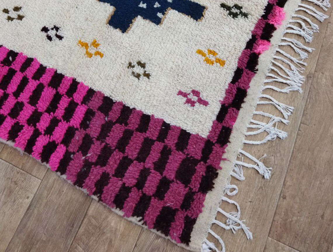 Unique moroccan carpet 256x150cm