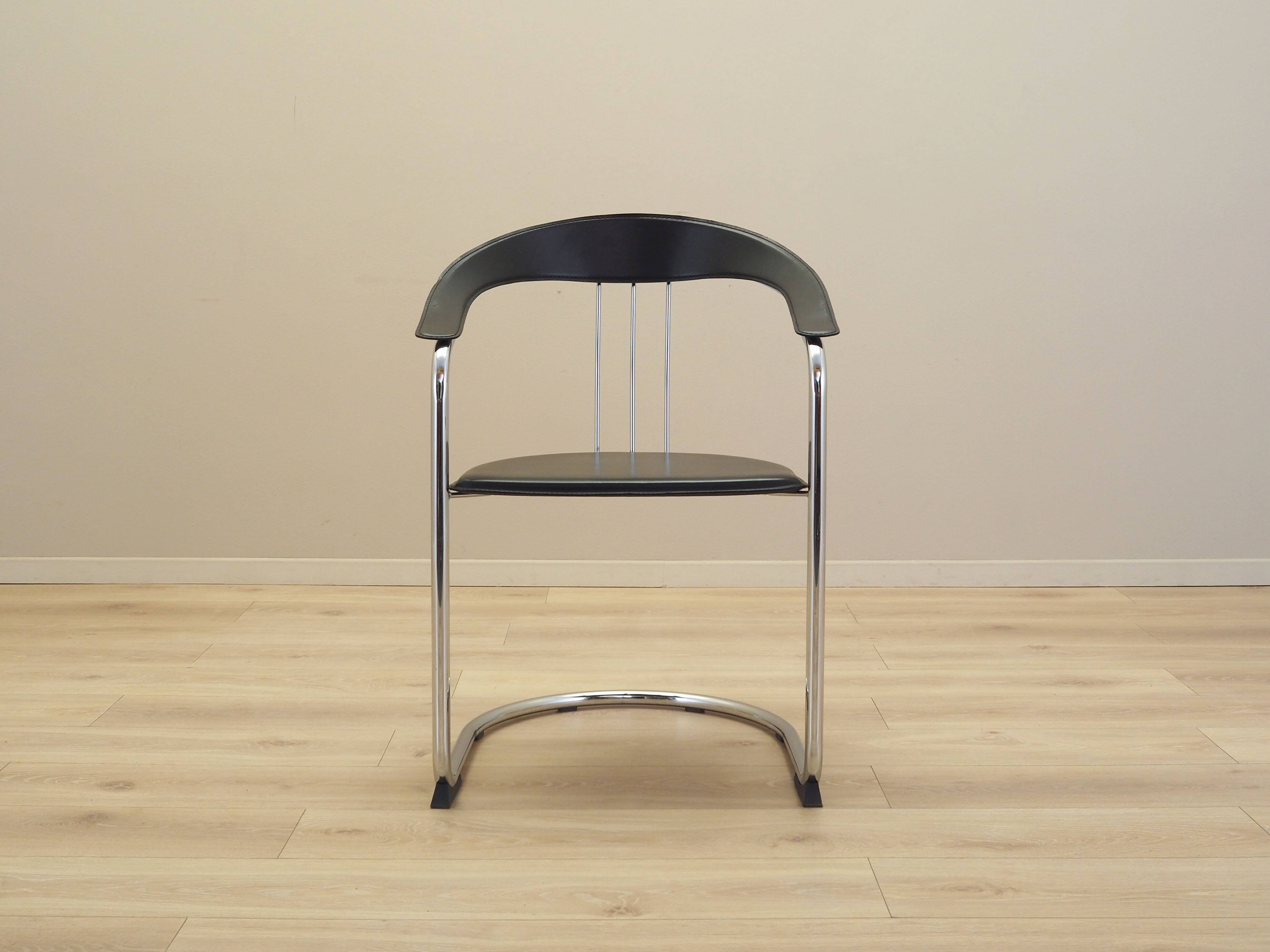 Set of four chairs, Italian design, 1980s, production: Italy