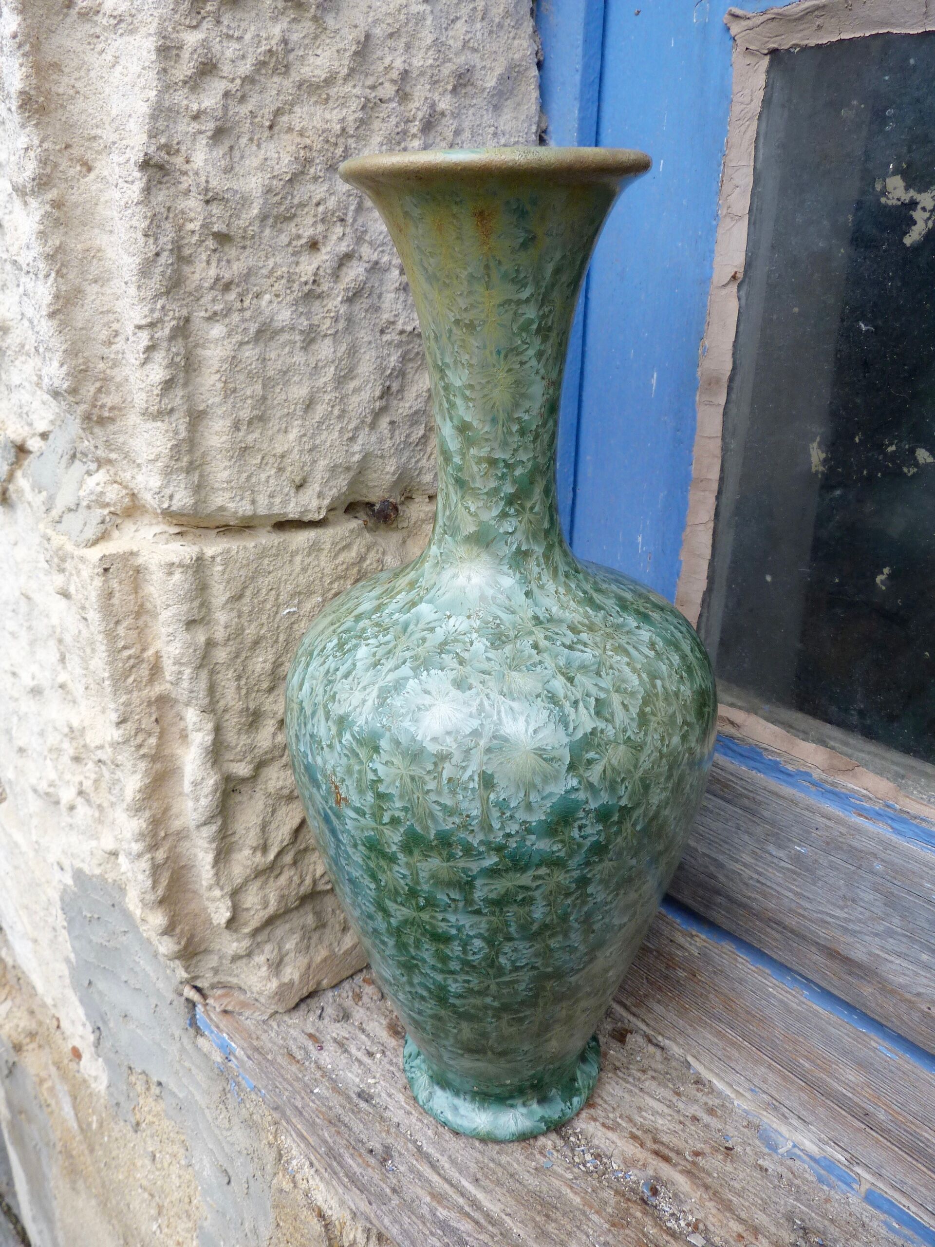 Vase  Art déco en grés de Pierrefonds cristallisé vert