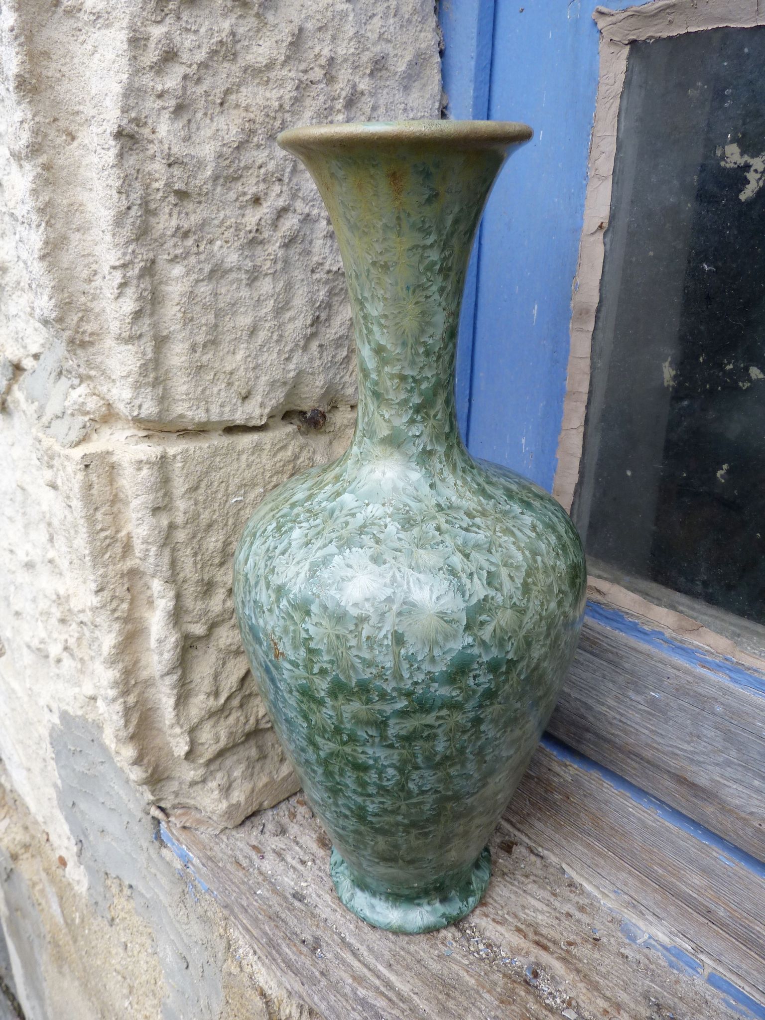 Vase  Art déco en grés de Pierrefonds cristallisé vert