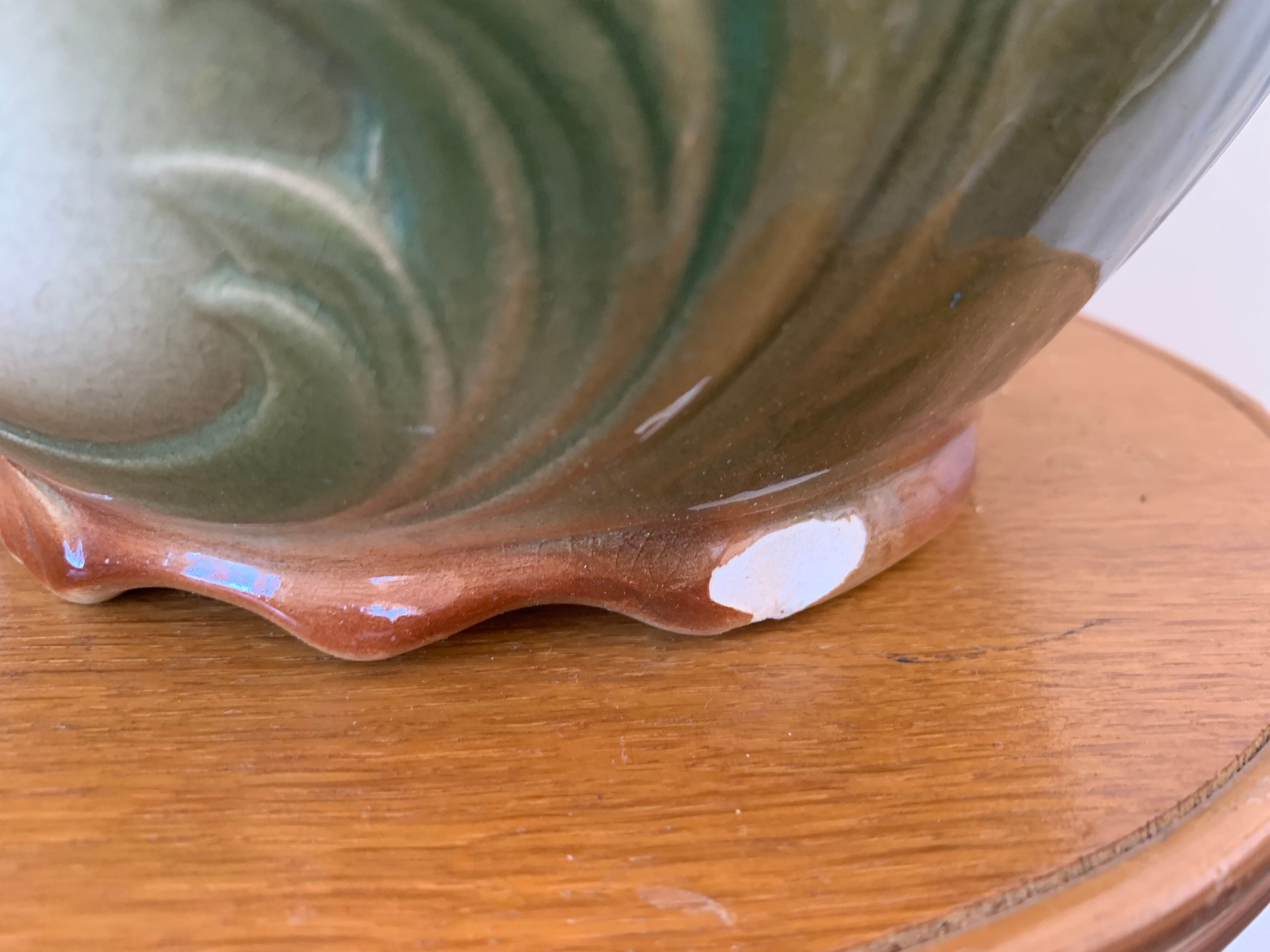 Digoin slip pot cache