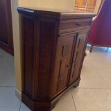 Petit buffet en bois